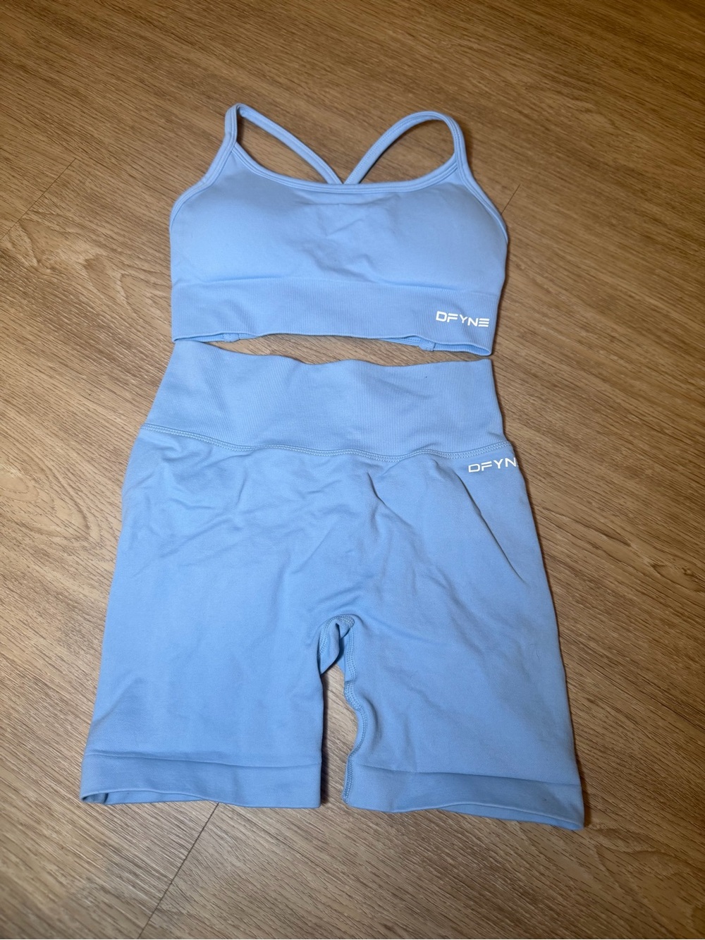 DFYNE Light Blue Sports bra and High-Waist shorts size XS
